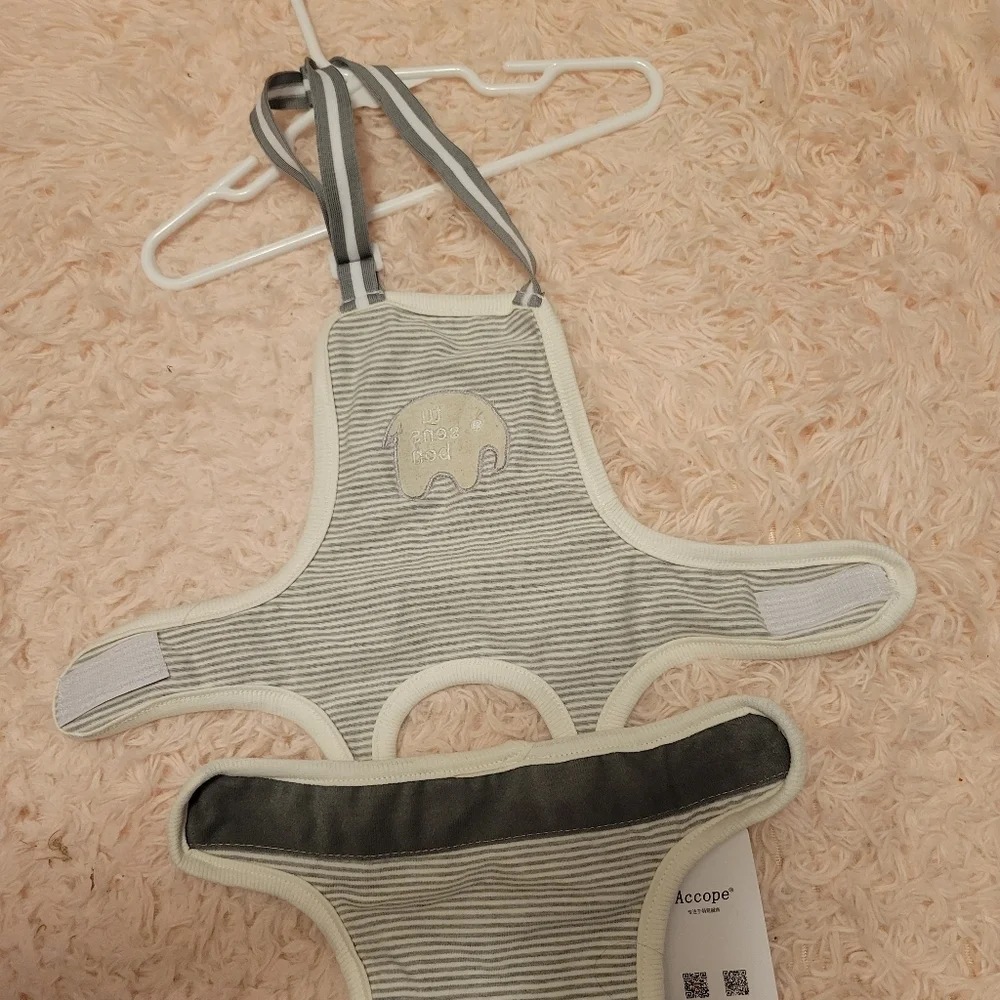 NWT Med.Adjustable dog diaper pants